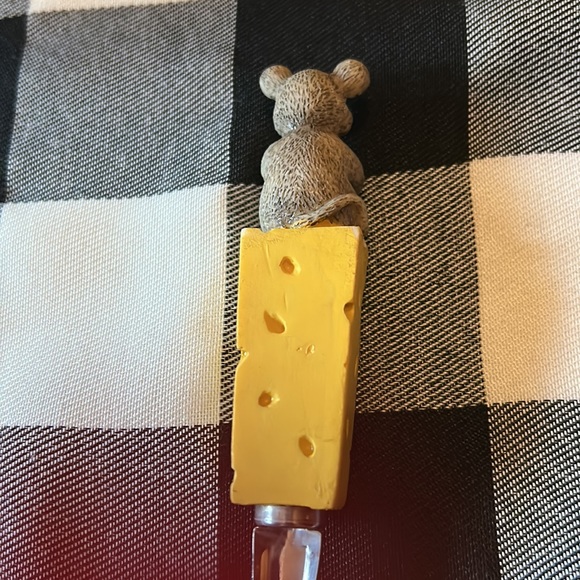 Vintage 1970’s Progressus cheese slicer/server. Perfect for charcuterie! 🧀🐭 - Picture 6 of 6